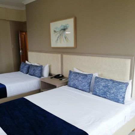 Regal Inn North Beach Дурбан Экстерьер фото